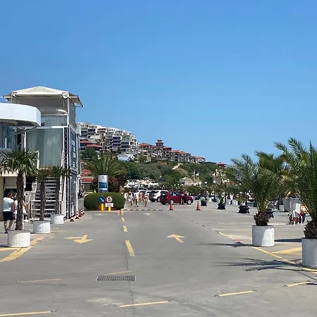 Horizon 38 'б' Sveti Vlas