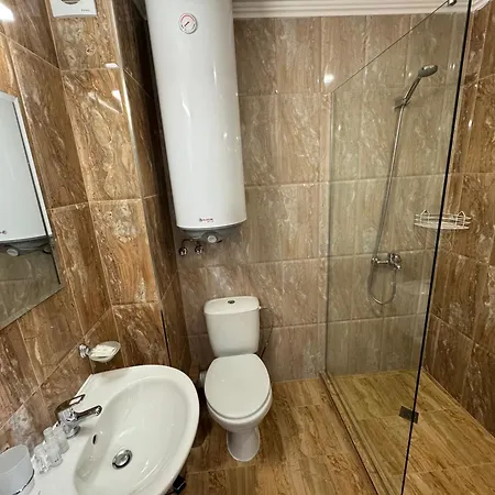 Horizon 38 'б' * スヴェティ・ヴラス